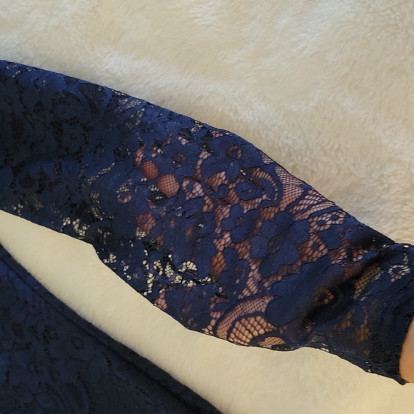 Off the shoulder navy dress - Picture 4 of 7